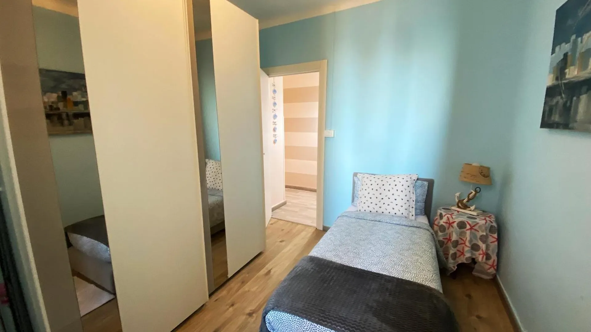 L'Eternita' E' Il Mare Mischiato Col Sole Rimbaud Apartment Ventimiglia